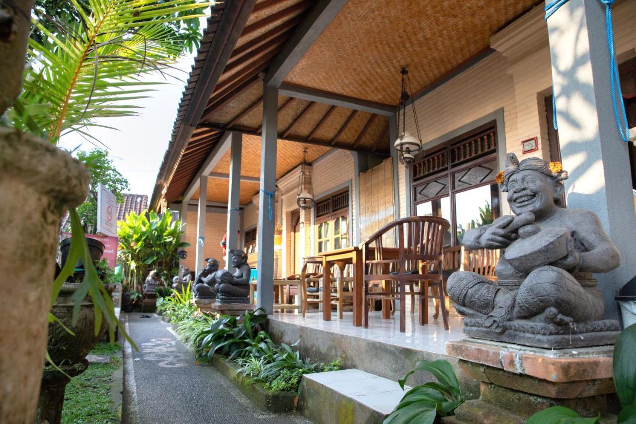 Hostel The Wayan House *