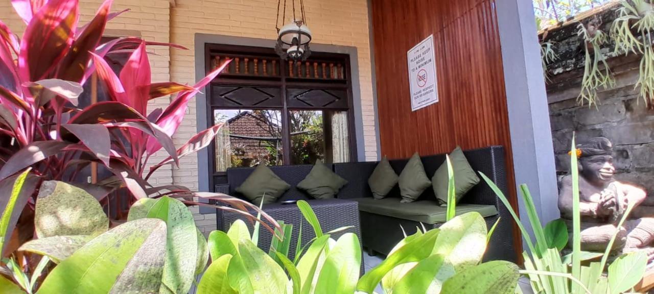 Hostel The Wayan House